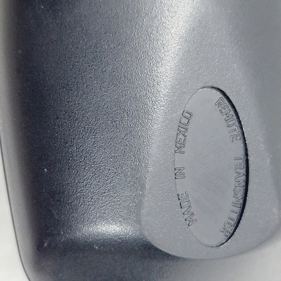 RCA Gemstar Universal Guide + Remote Control - Used - Picture 3 of 3